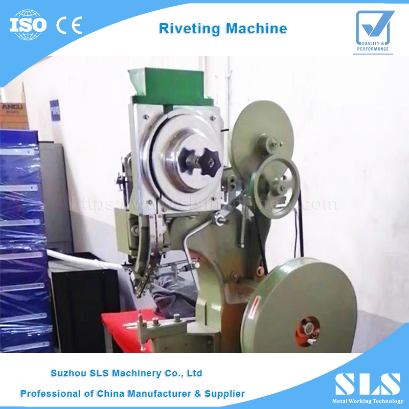 Máquina de prensa neumática hidretera de metal Máquina de aluminio sólido Máquina de remachado automático